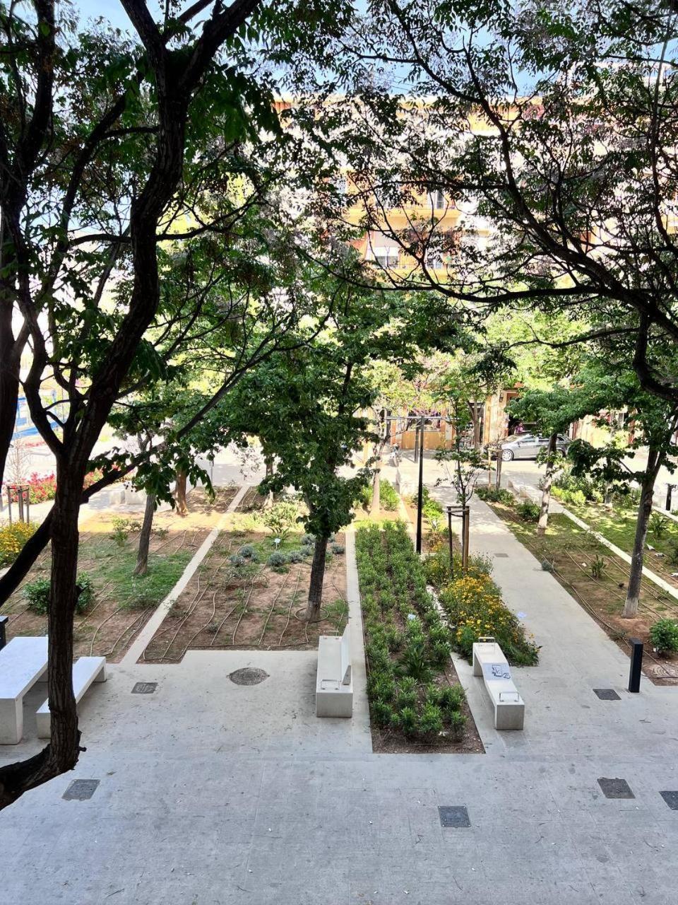 Plaza Sainetero Arniches Valência Exterior foto